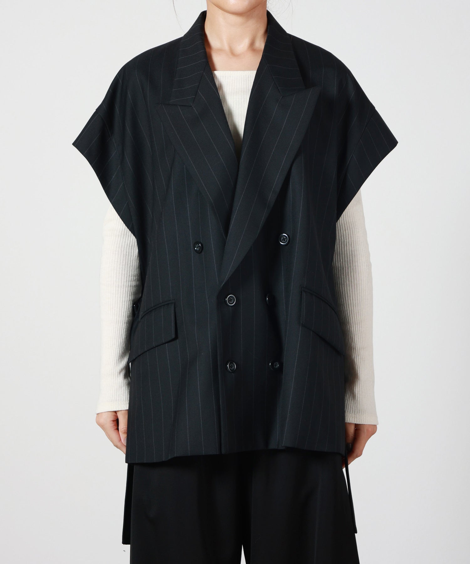 UJOH(ウジョー)】 Side Belt Vest｜PARIGOT ONLINE（パリゴオンライン）