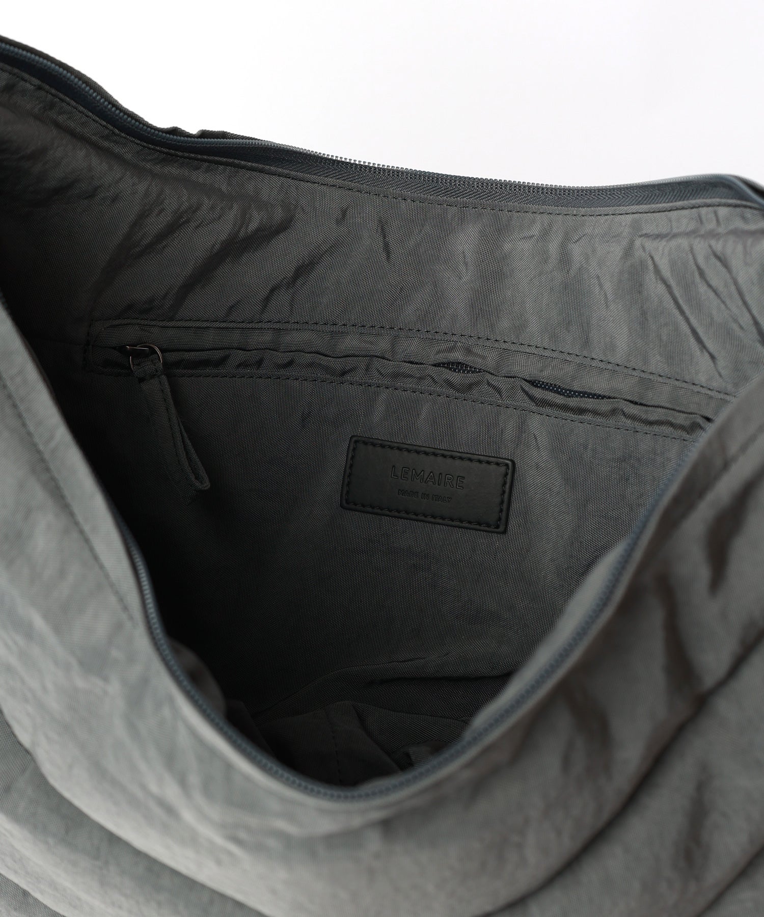 LEMAIRE(ルメール)】 MEDIUM SOFT GAME BAG IN NYLON CANVAS｜PARIGOT