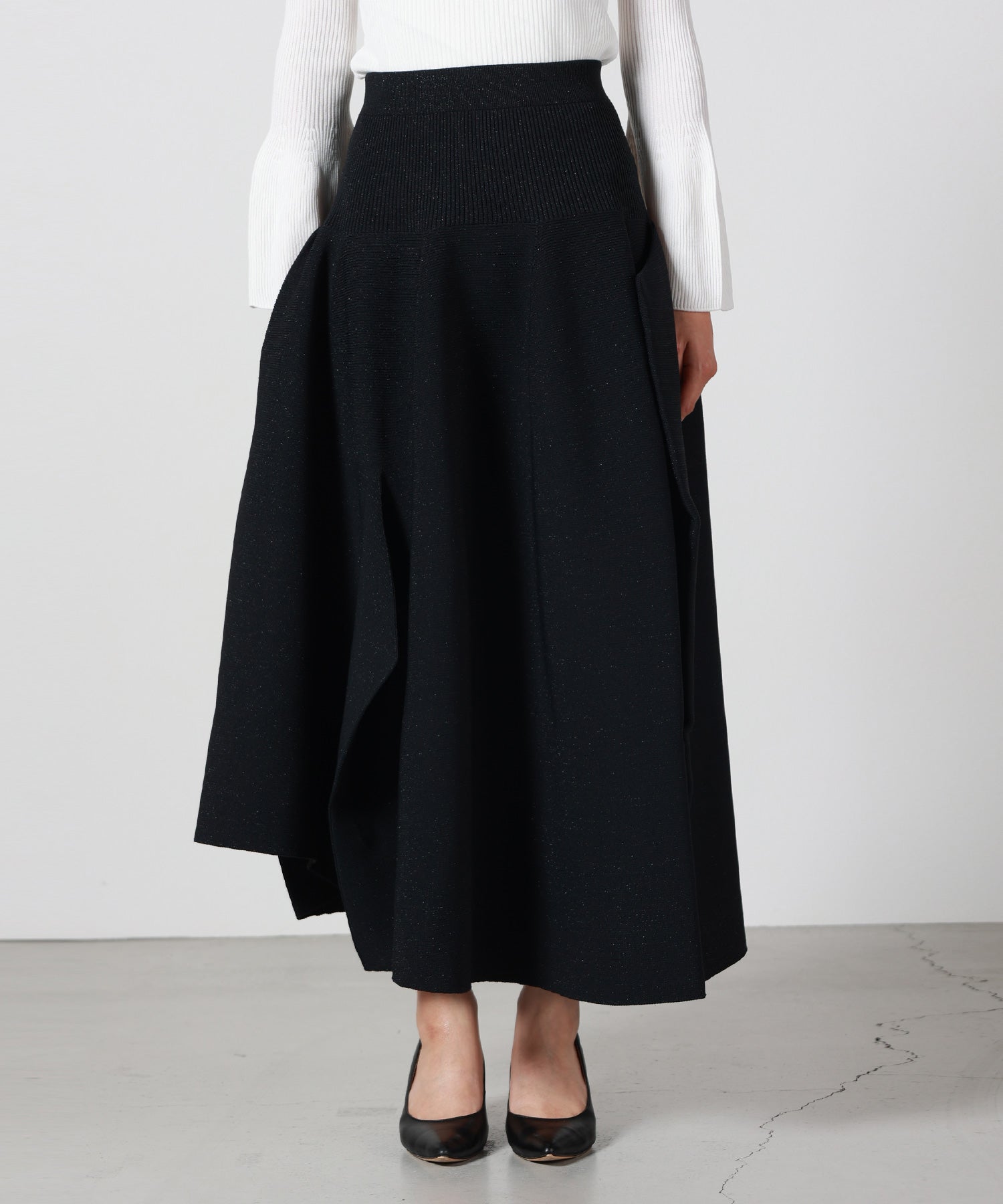 CFCL(シーエフシーエル)】 POTTERY CREASE GLITTER ASYMMETRIC SKIRT