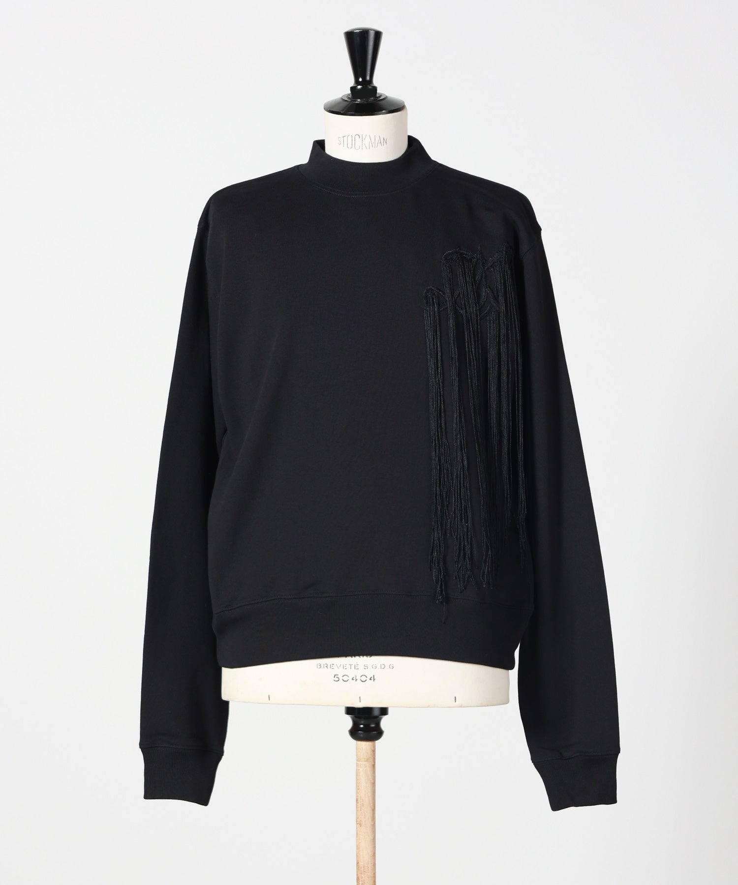 900(BLACK)