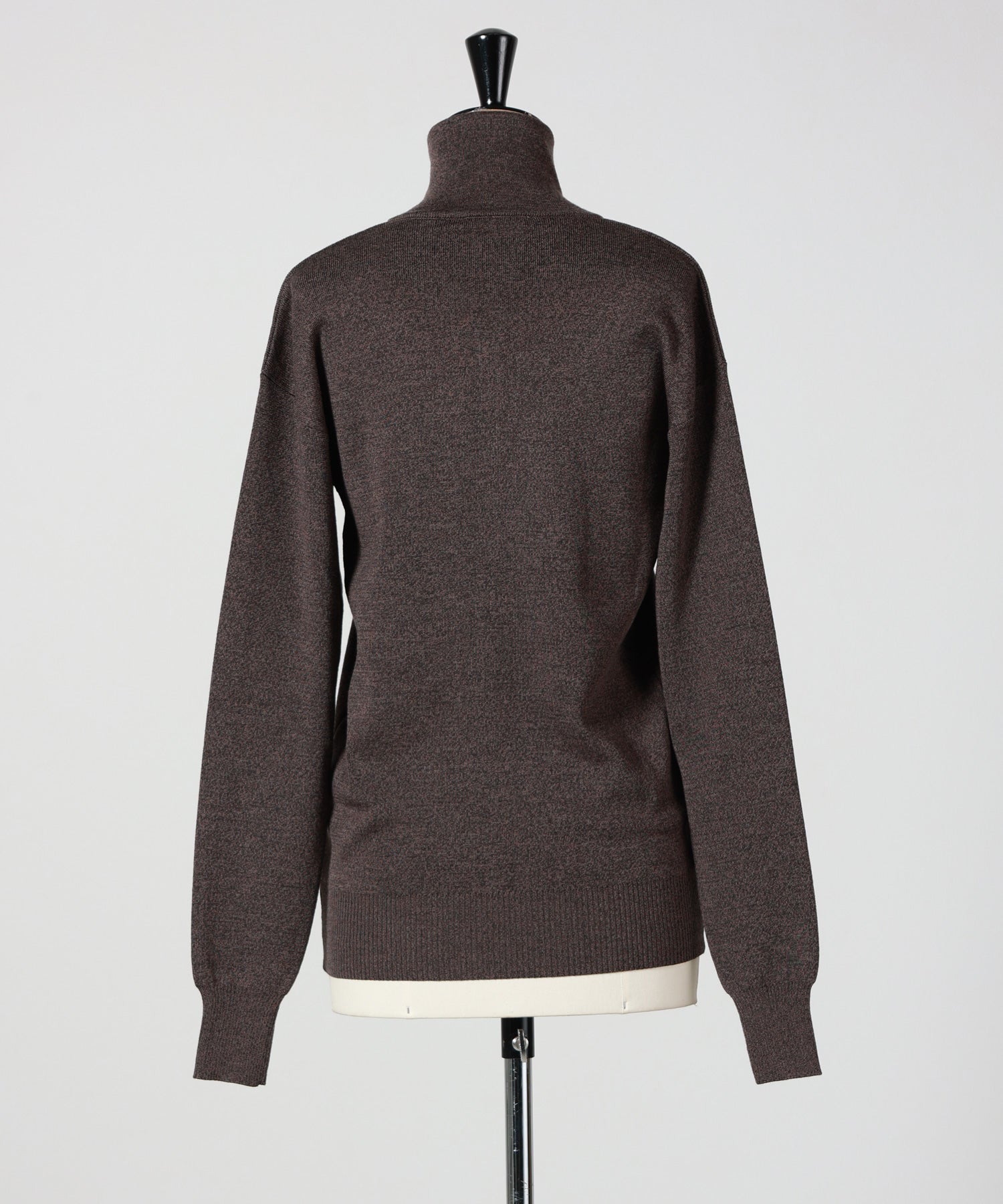 LEMAIRE(ルメール)】 BUTTONED TOP｜PARIGOT ONLINE（パリゴオンライン）