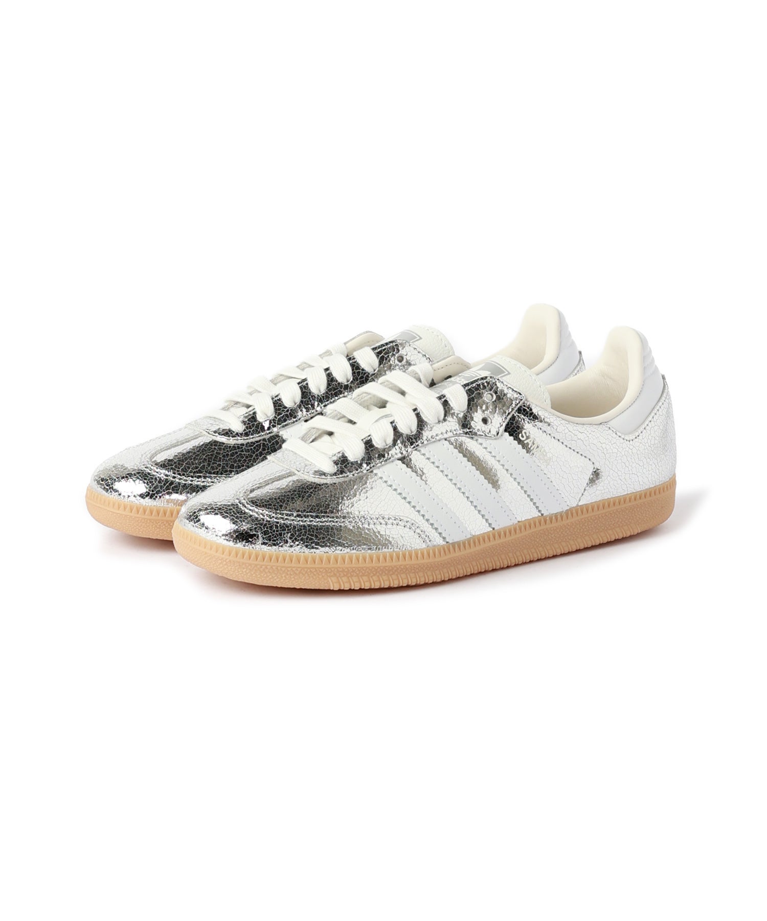 Silver Metallic/Cloud White/Core White