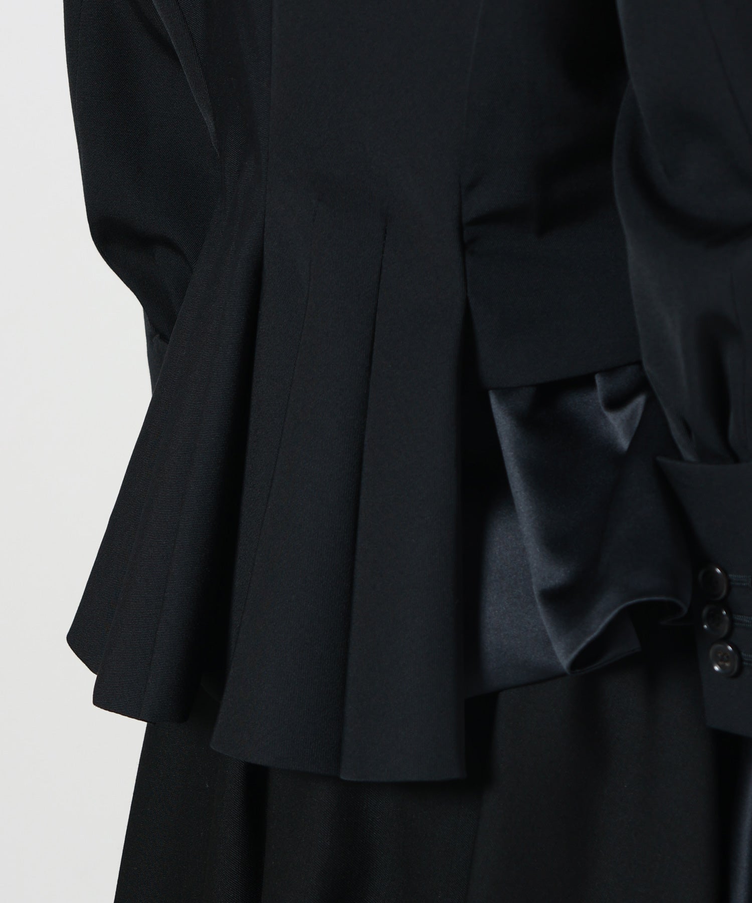 noir kei ninomiya(ノワール ケイニノミヤ)】 サテンラッフルトリム