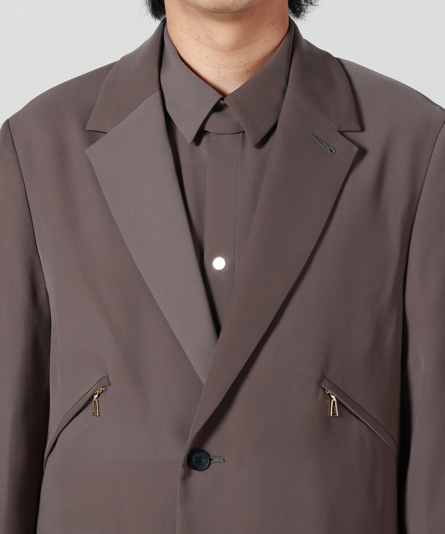 CULLNI(クルニ)】 Double Satin Slanted Zip Pocket Tailored Jacket