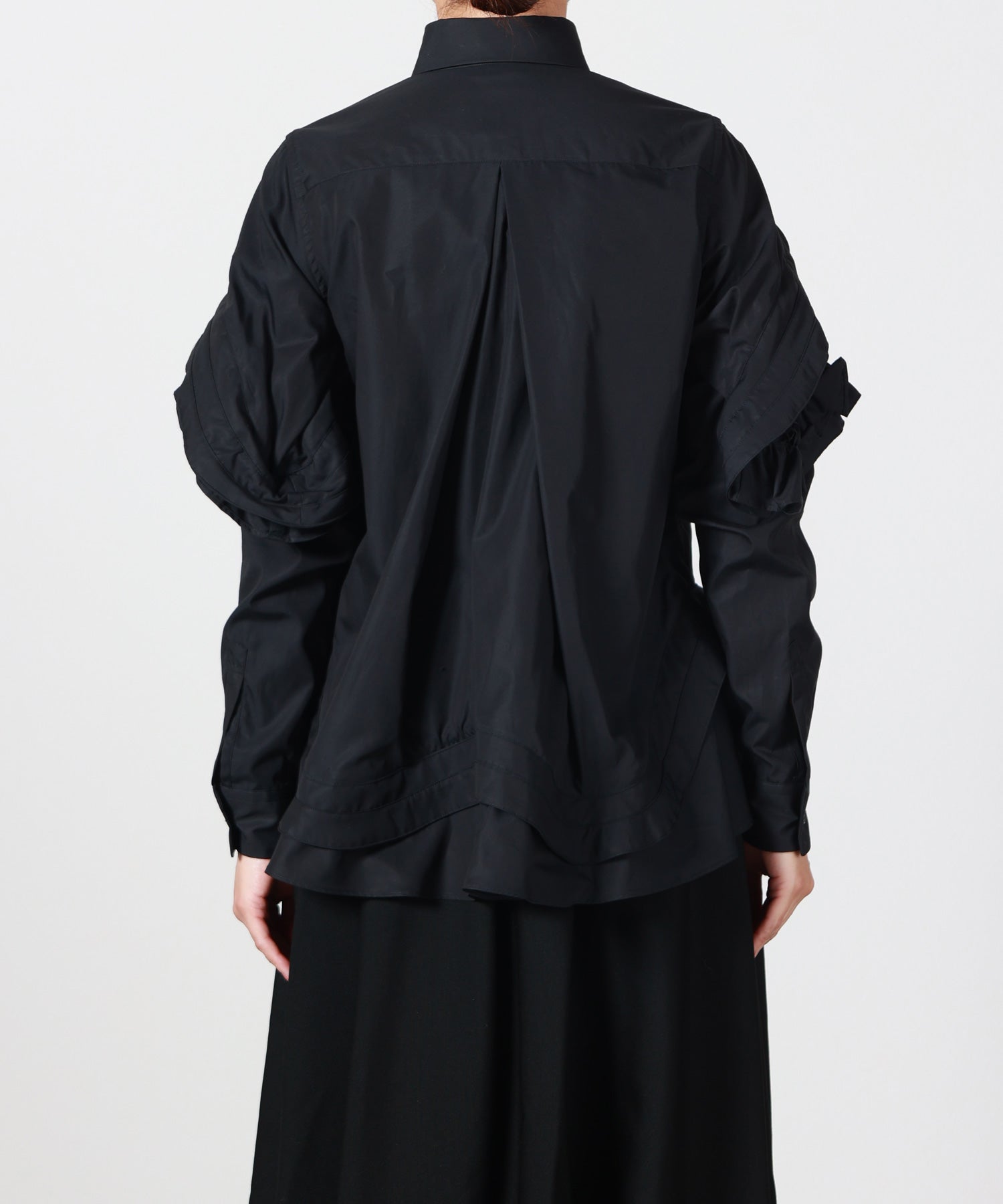 noir kei ninomiya(ノワール ケイニノミヤ)】 デザインスリーブフリル