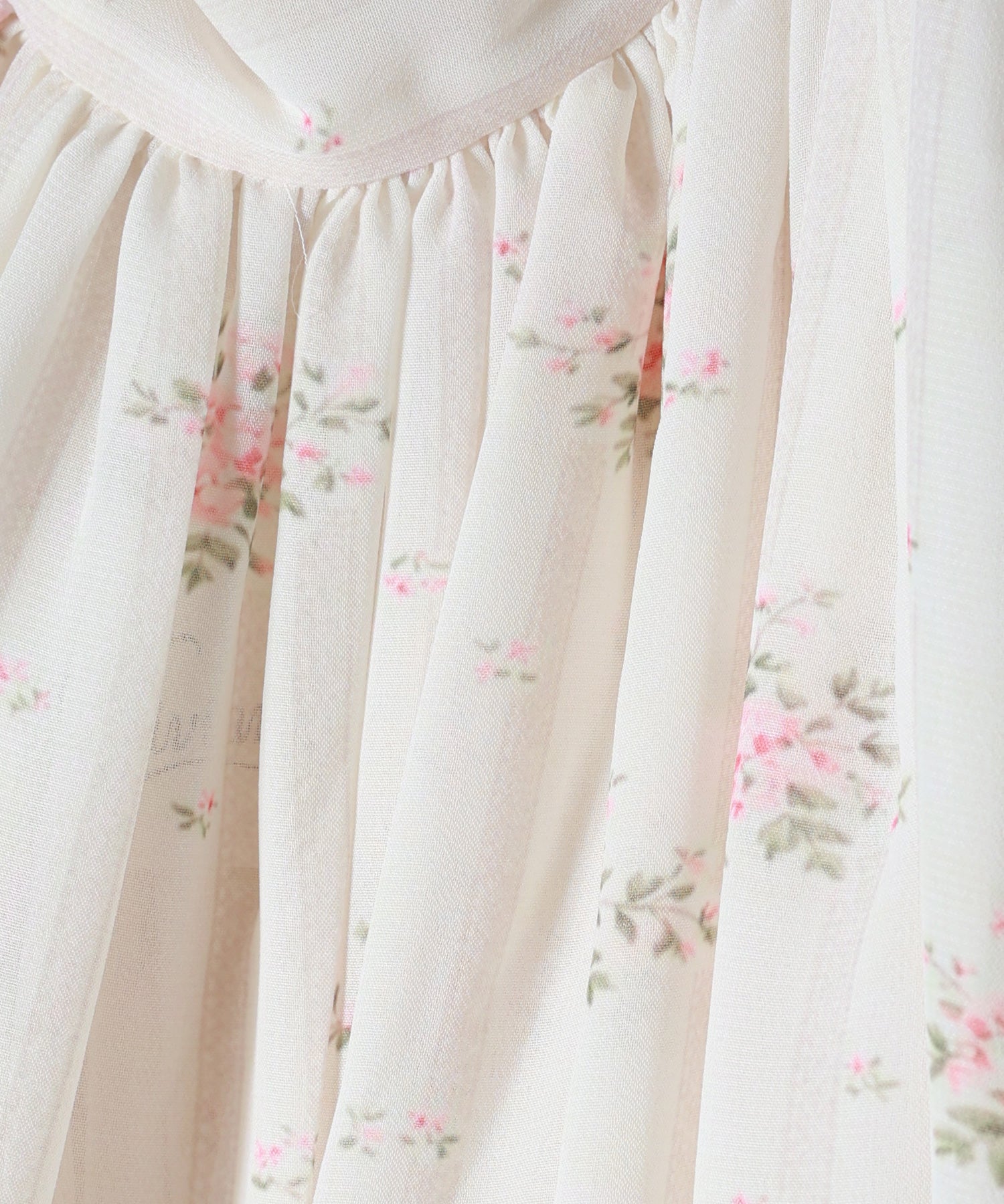 VIVIANO(ヴィヴィアーノ)】 Printed Drape Blouse｜PARIGOT ONLINE