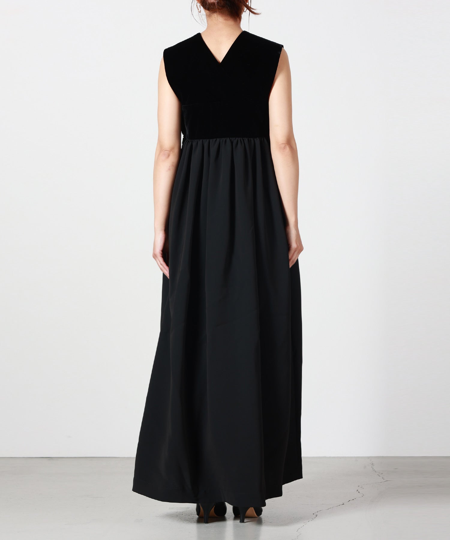 HYKE(ハイク)】 VELVET MAXI DRESS｜PARIGOT ONLINE（パリゴオンライン）