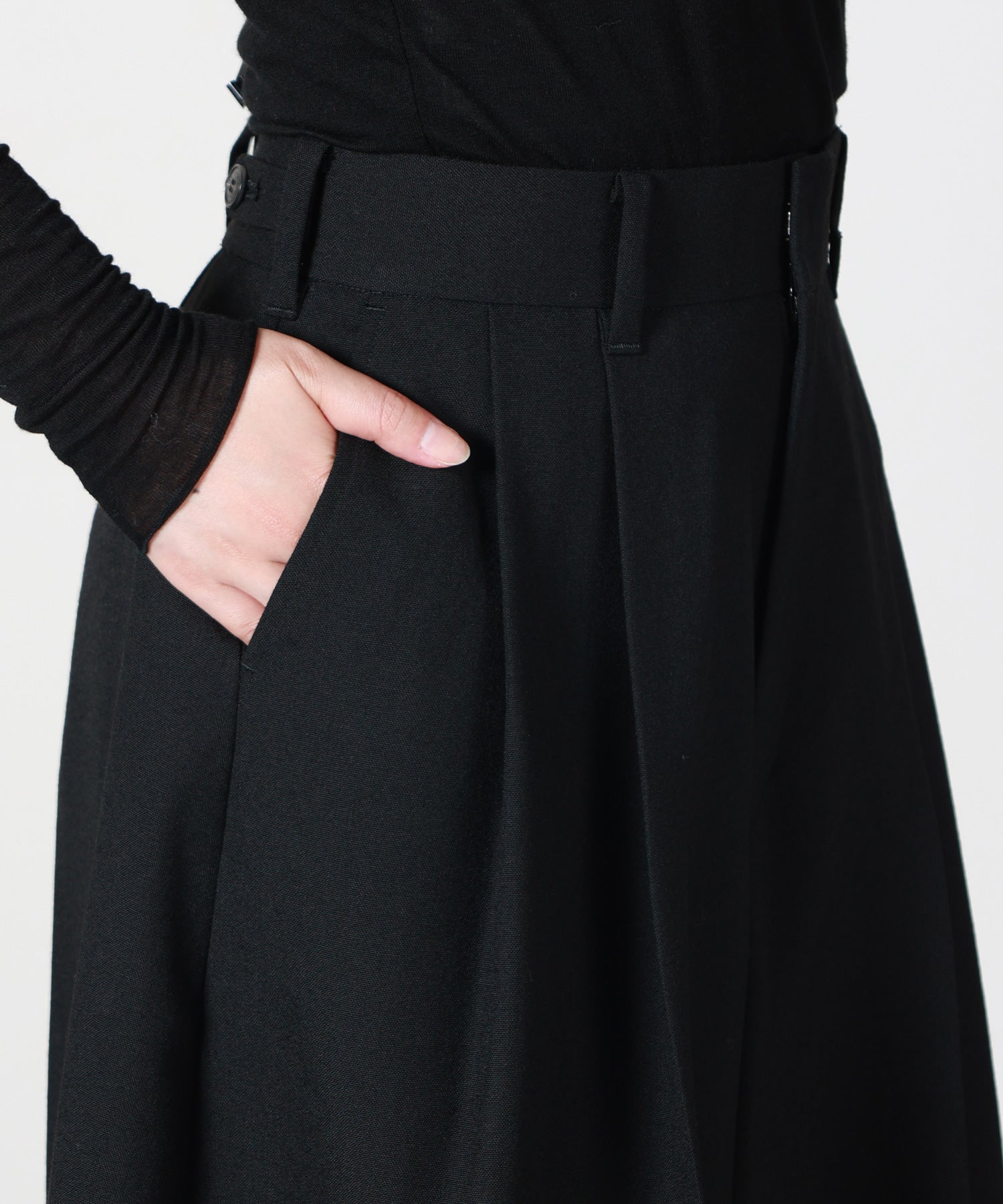 HYKE(ハイク)】 TROPICAL WIDE LEG DROPPED PANTS｜PARIGOT ONLINE