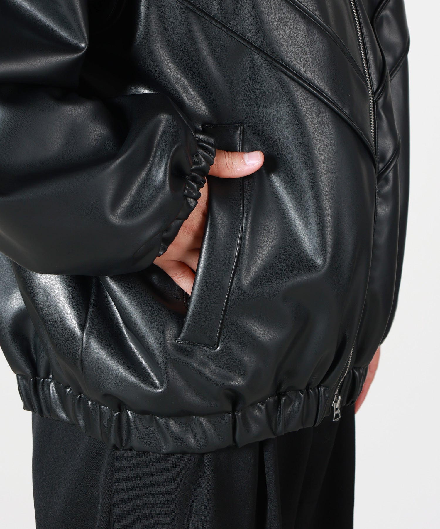 HYKE(ハイク)】 ≪GENDERLESS≫FAUX LEATHER JACKET｜PARIGOT ONLINE