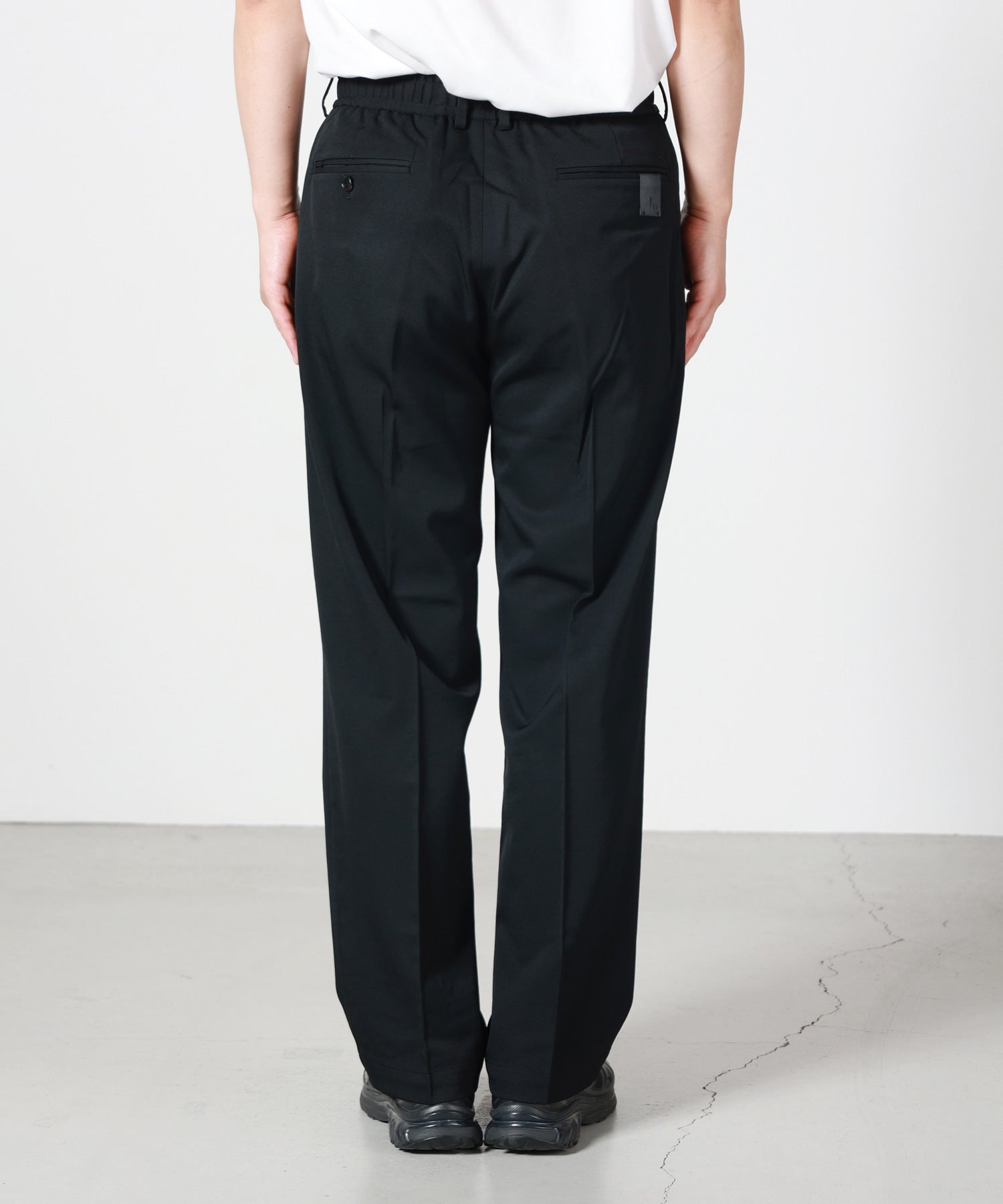 N.Hoolywood(エヌハリウッド)】 1TUCK TROUSERS｜PARIGOT ONLINE