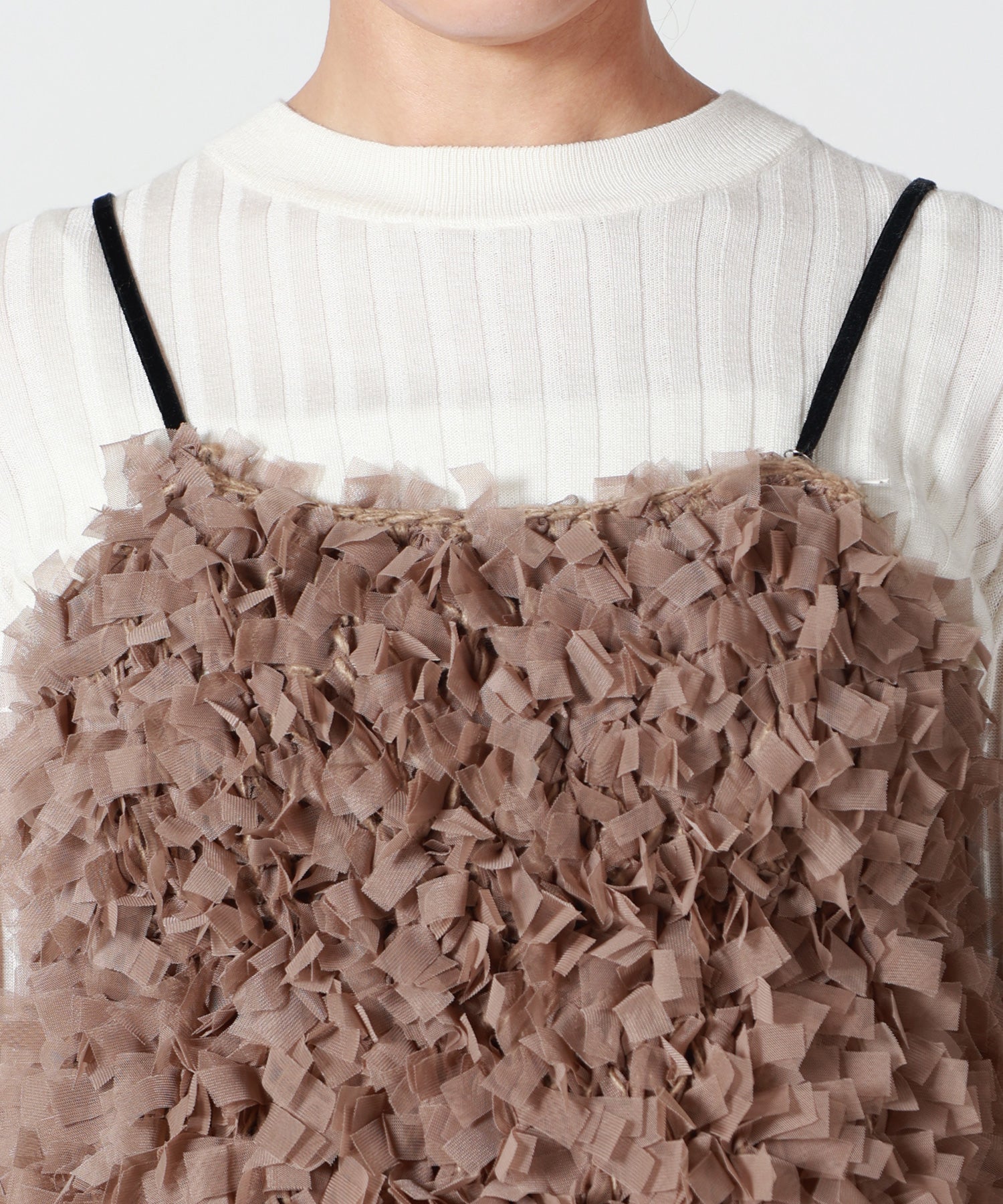 anuke(アンヌーク)】 Tulle Fringe Camisole｜PARIGOT ONLINE（パリゴ