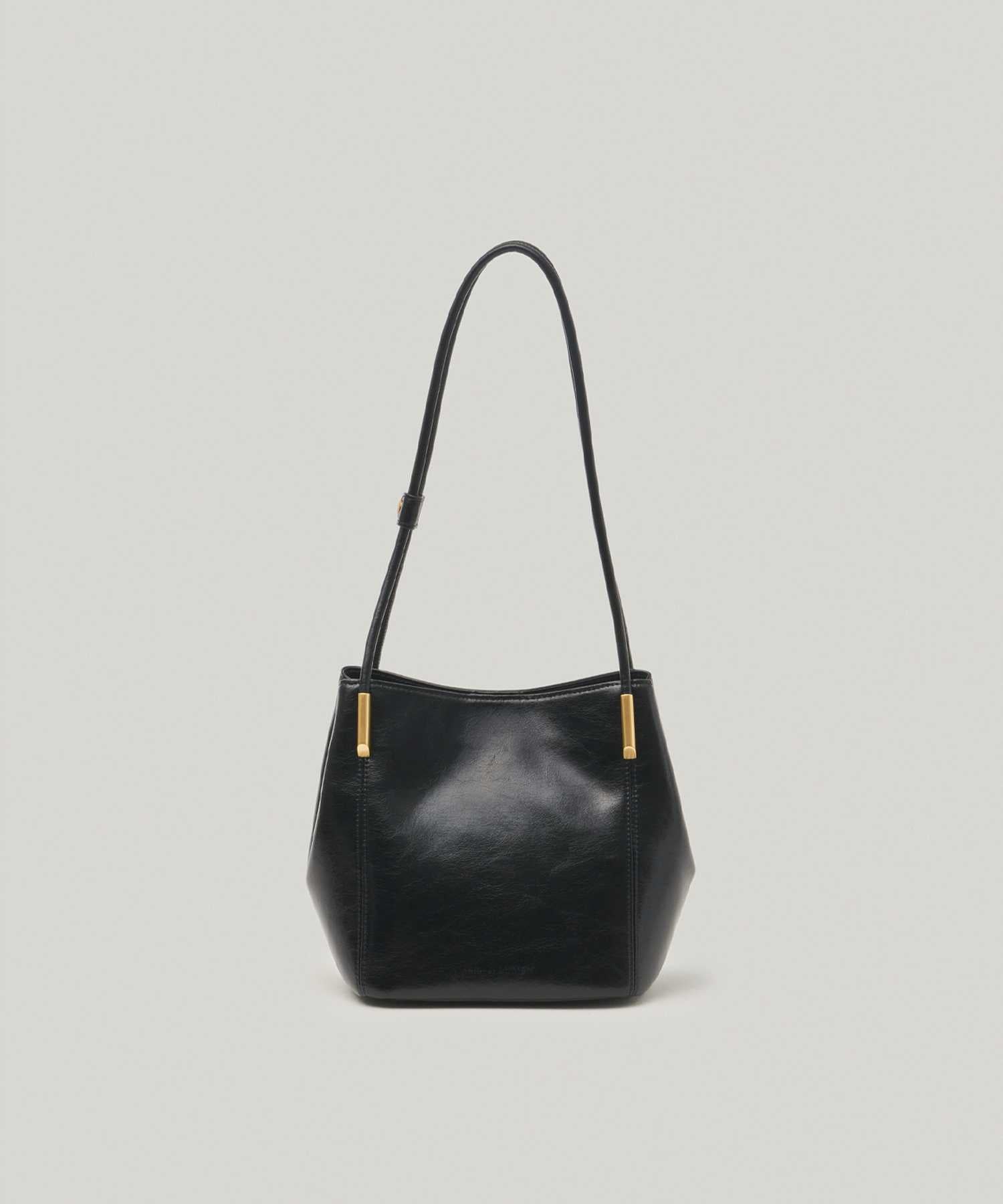SOFT BLACK