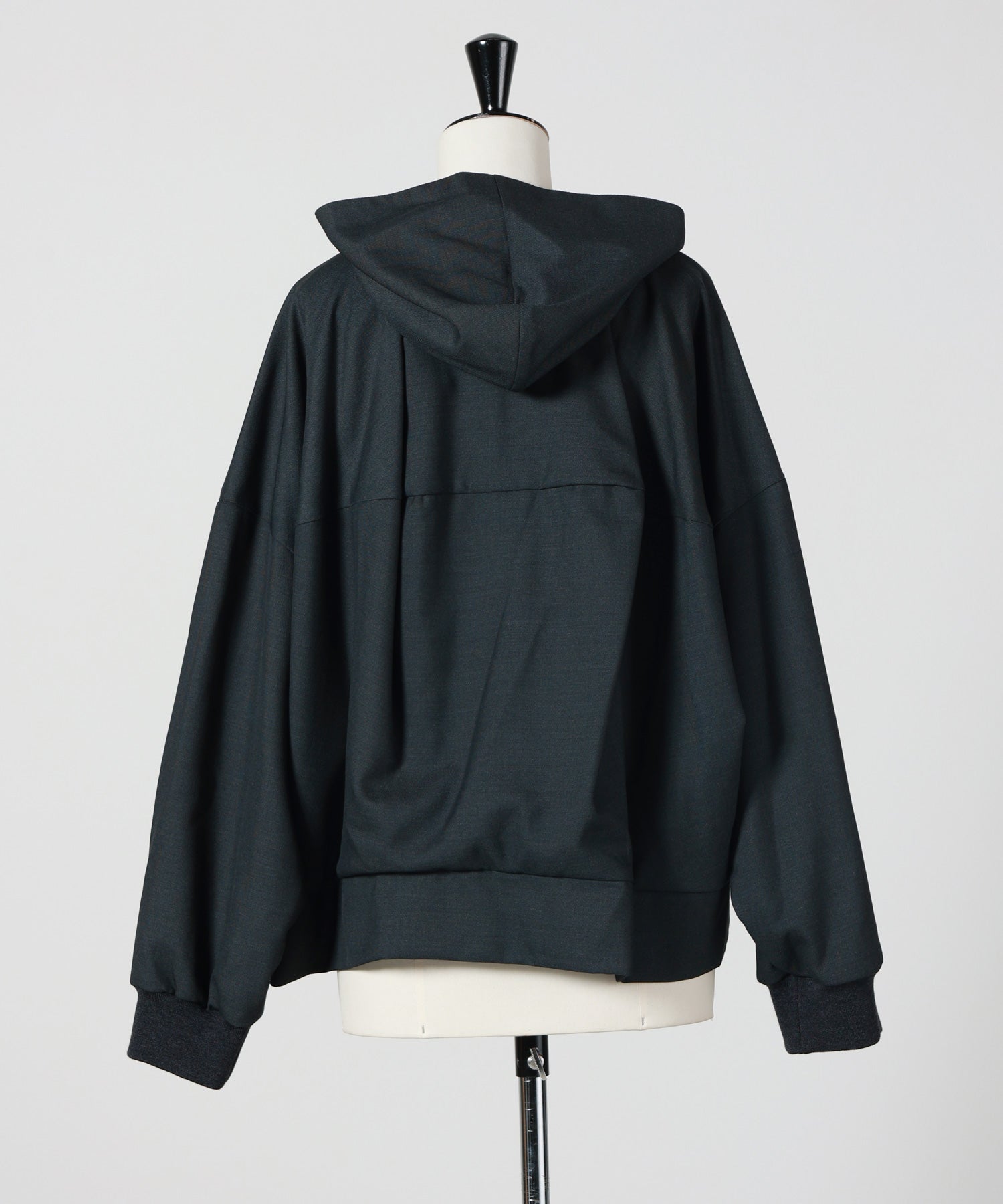 ENFOLD エンフォルド パーカー　38 300FA170-1260 ブラック ENFOLD(エンフォルド)】 STTRUCTURED HOODIE｜PARIGOT ONLINE（パリゴ