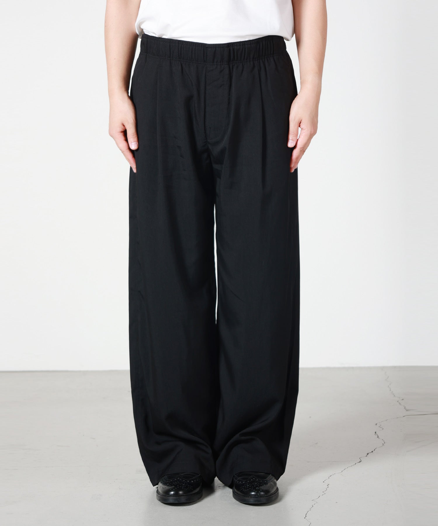 OUR LEGACY LEISURE TROUSER 着用イメージ