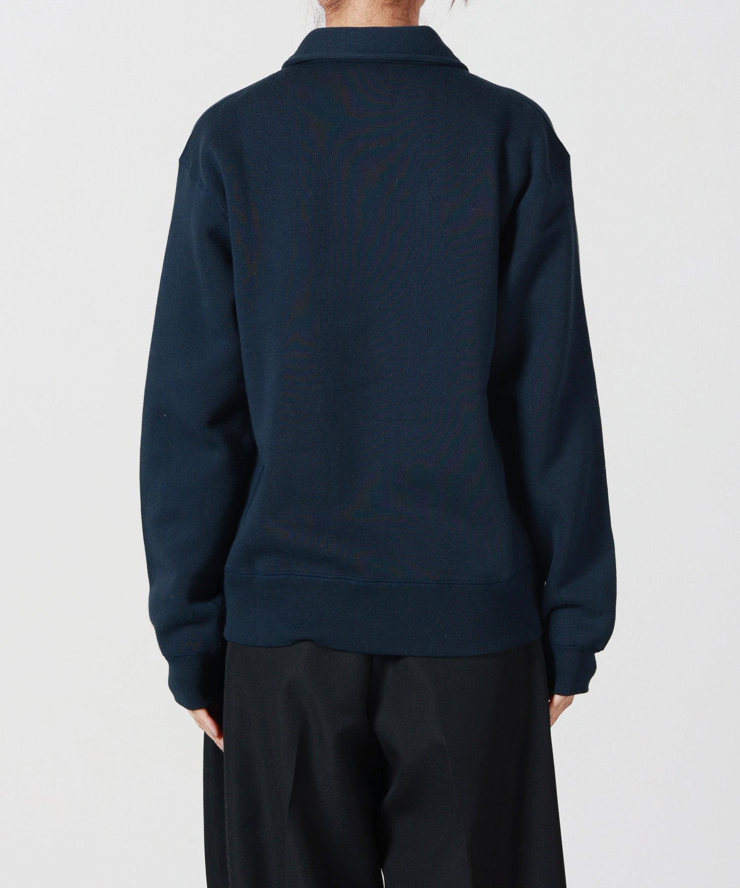 HYKE(ハイク)】 ≪GENDERLESS≫COLLARED SWEAT SHIRT｜PARIGOT ONLINE