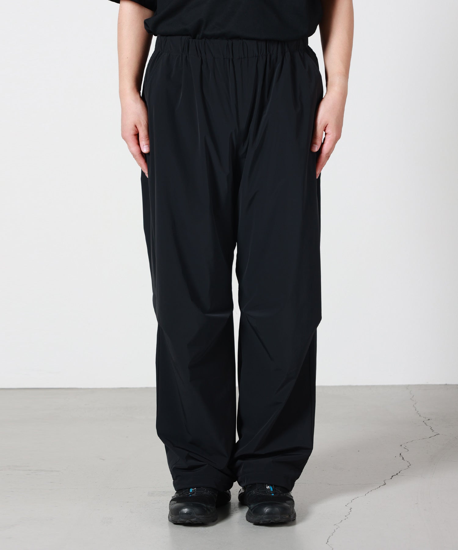 N.Hoolywood WIDE RELAX PANTS 着用イメージ