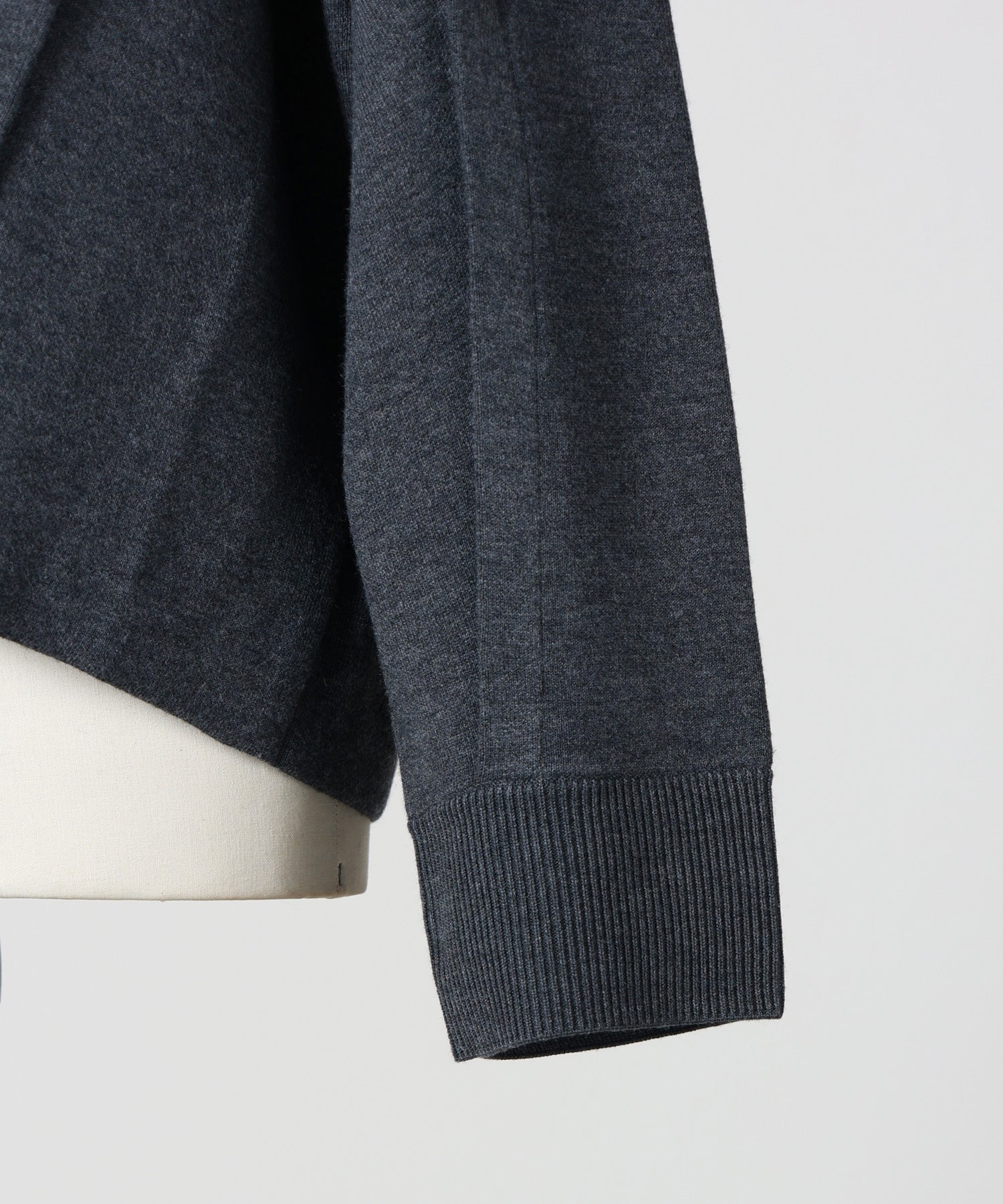 nagonstans(ナゴスタンス)】 slit cardigan｜PARIGOT ONLINE（パリゴ