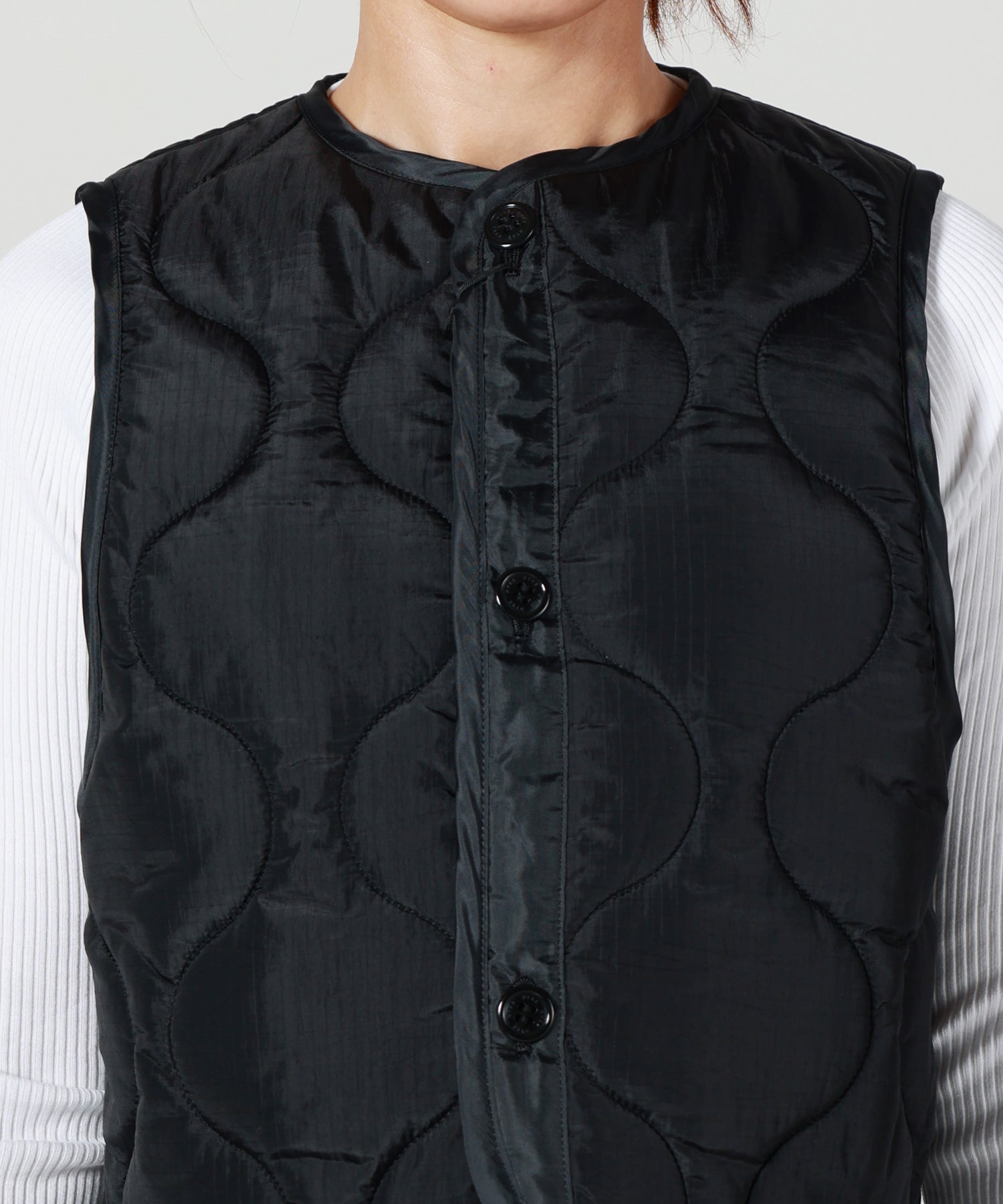 試着のみ HYKE ハイク キルティングベスト HYKE(ハイク)】 QUILTED CROPPED VEST｜PARIGOT ONLINE（パリゴ
