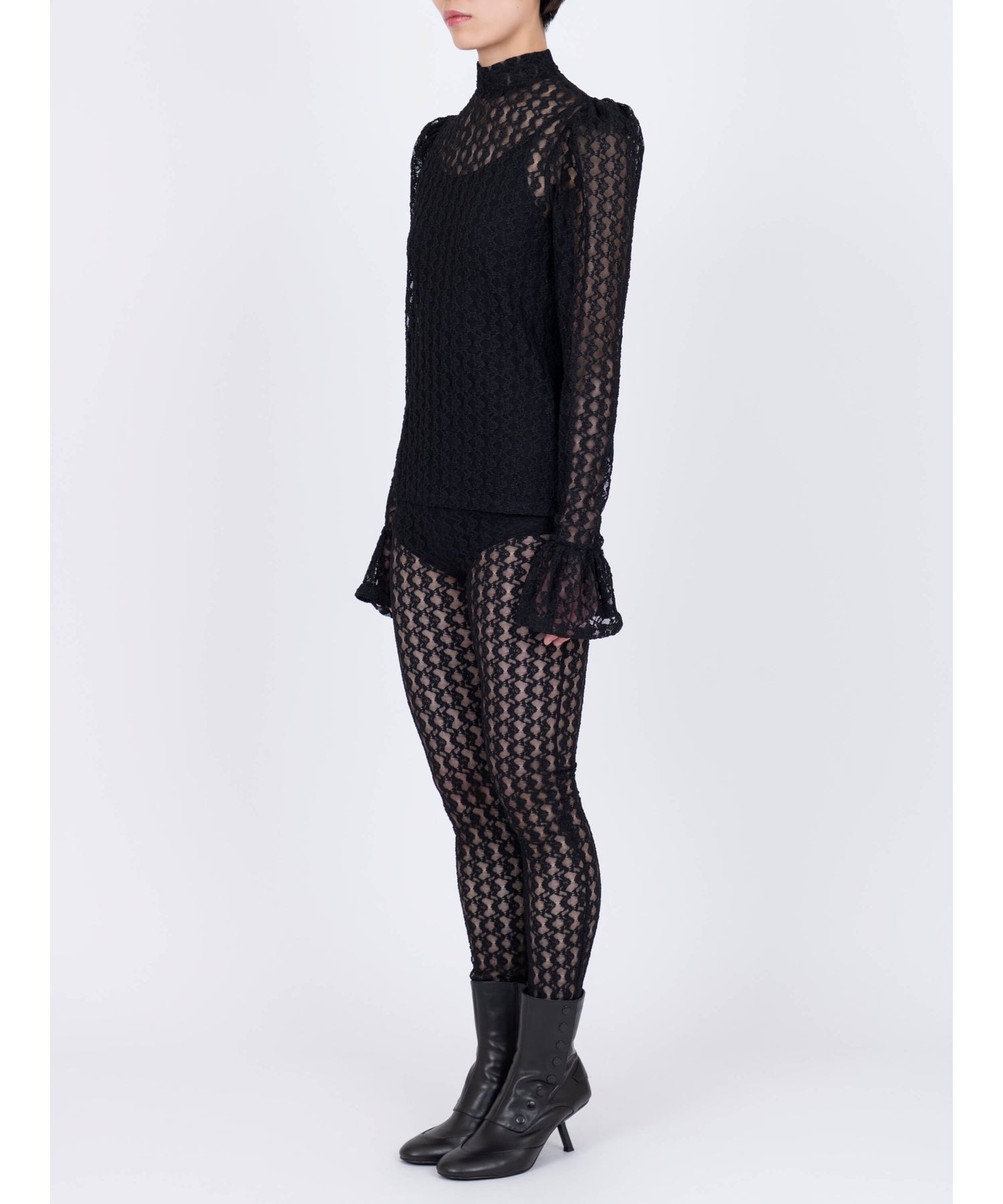 VIVIANO(ヴィヴィアーノ)】 Sculpted Neck Top｜PARIGOT ONLINE