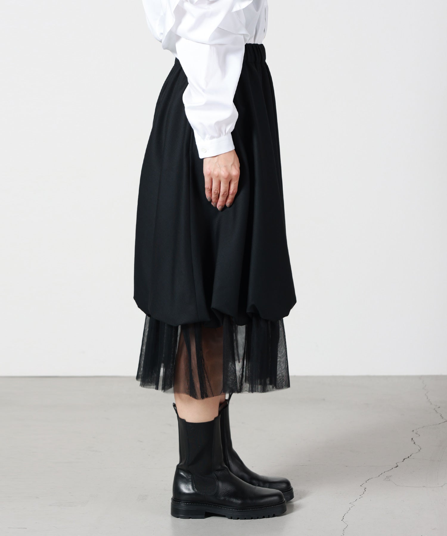 noir kei ninomiya(ノワール ケイニノミヤ)】 ウールギャバジン