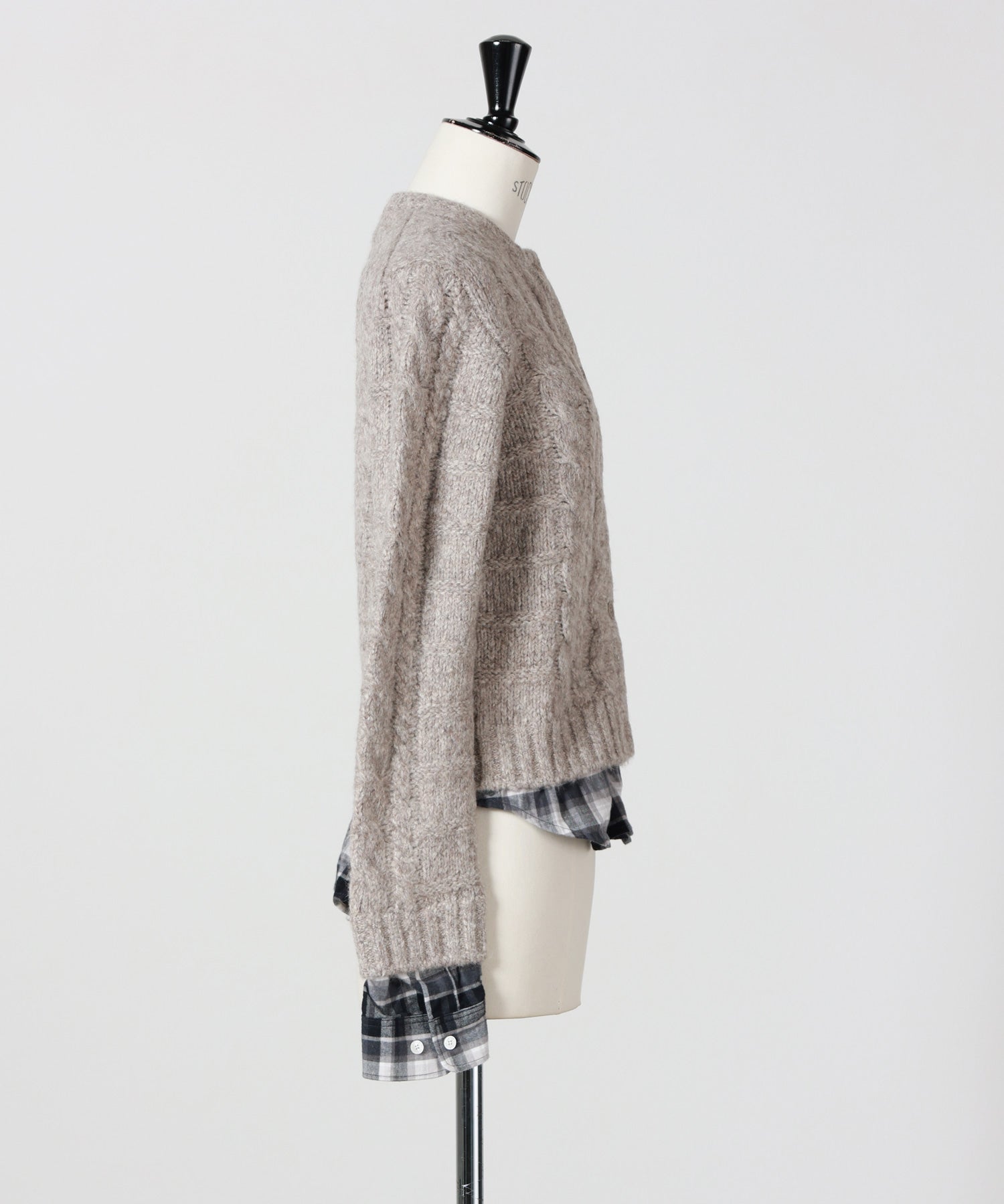 Acne Studios(アクネストゥディオズ)】 ケーブルニットカーディガン