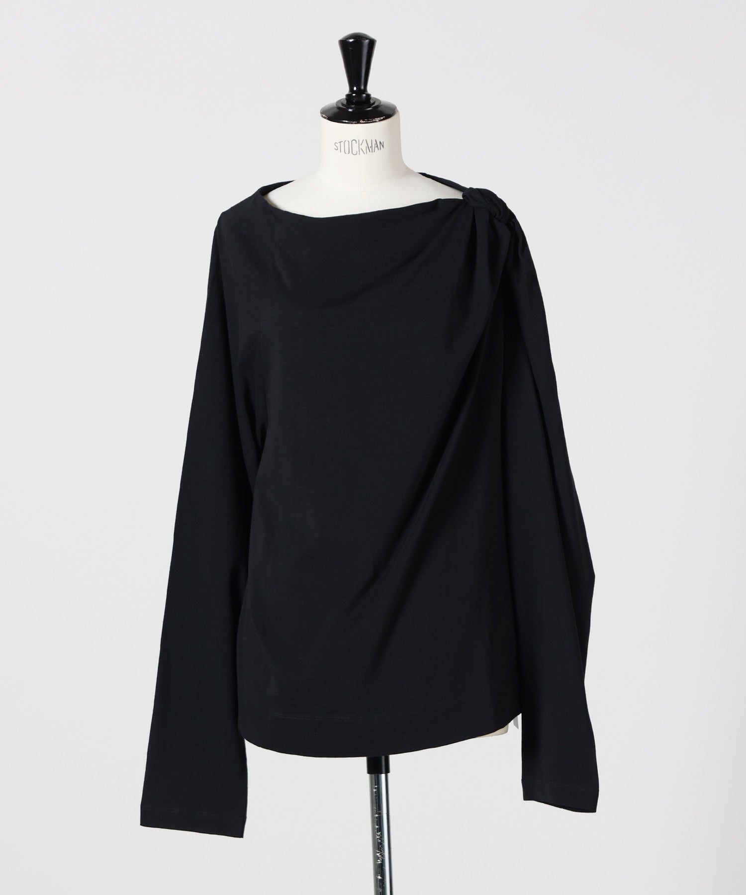 900(BLACK)