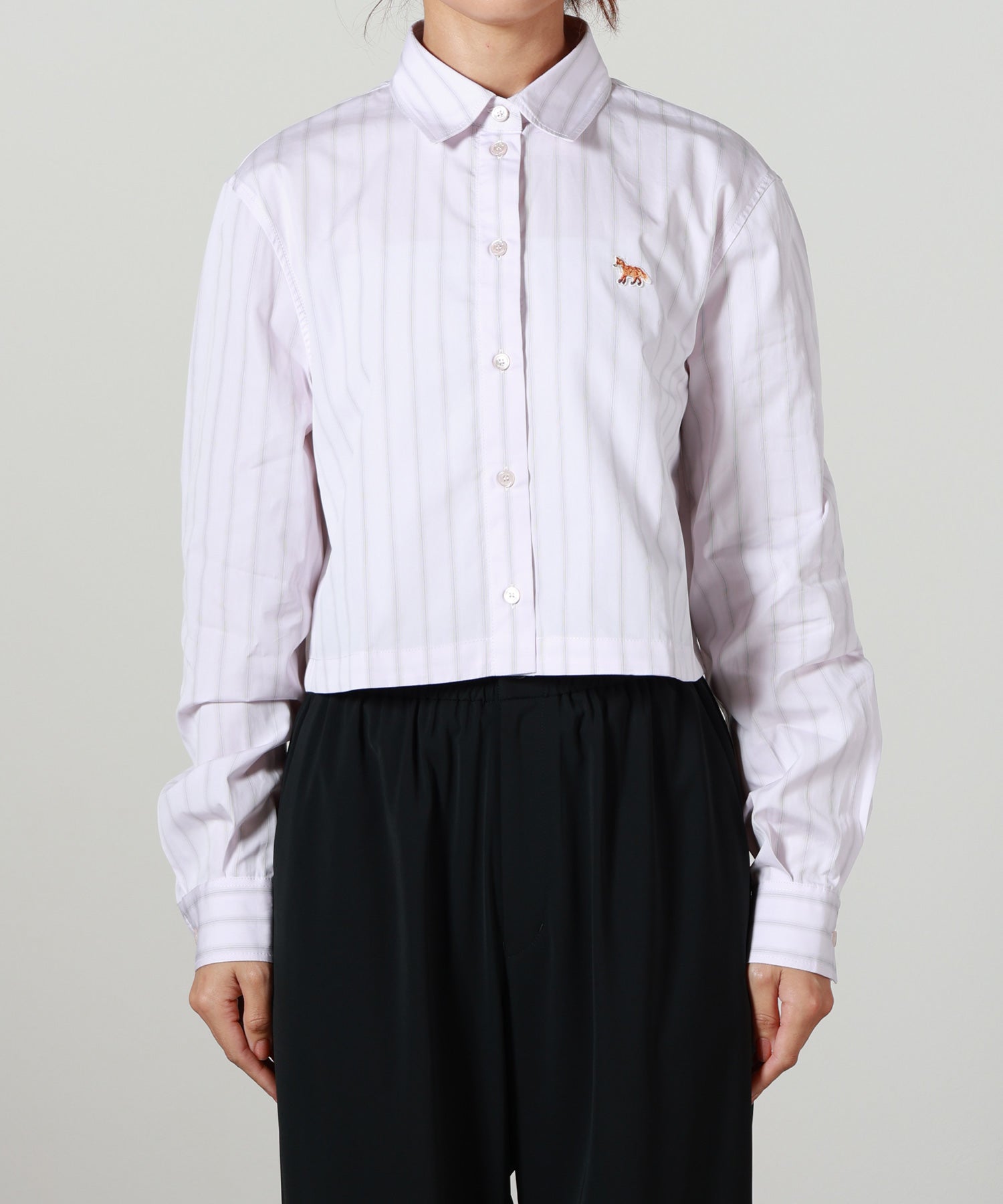 MAISON KITSUNE(メゾンキツネ)】 ベイビー フォックス クロップド