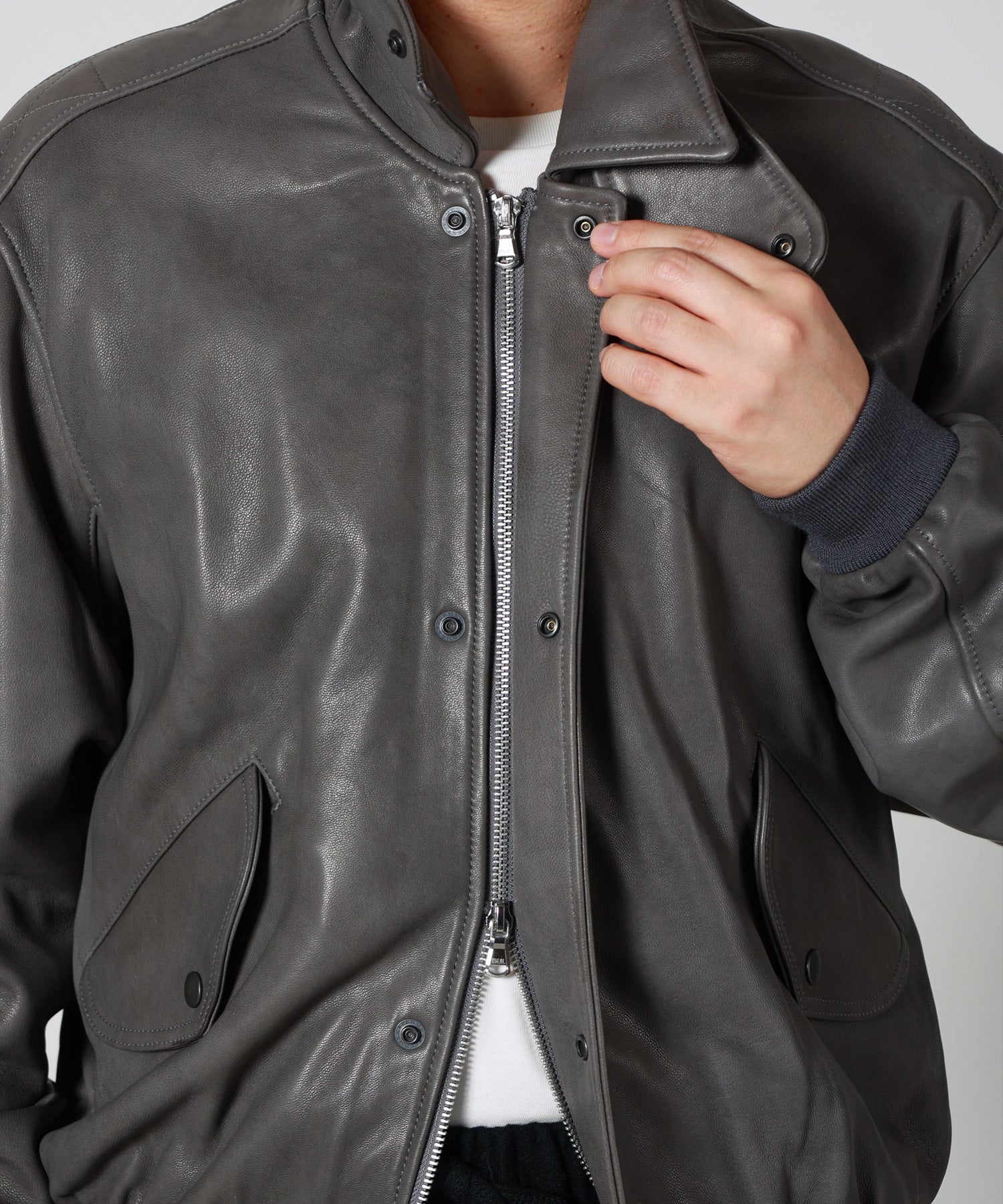 YOKE(ヨーク)】 Lamb Leather Bomber Jacket｜PARIGOT ONLINE（パリゴ