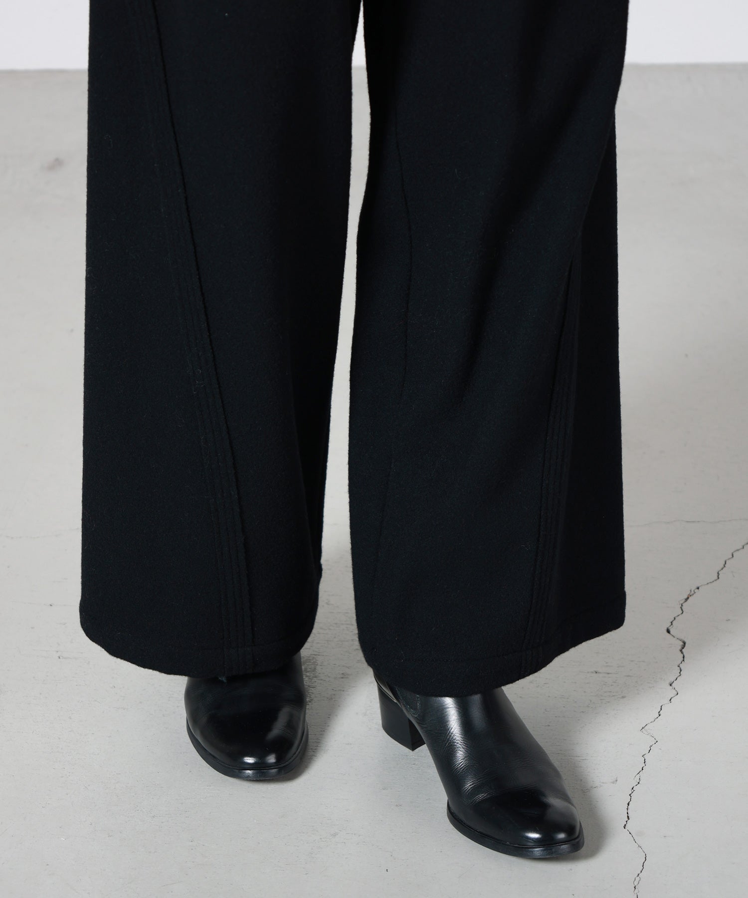 muller of yoshiokubo(ミュラーオブヨシオクボ)】 MELLOW WOOL PANTS