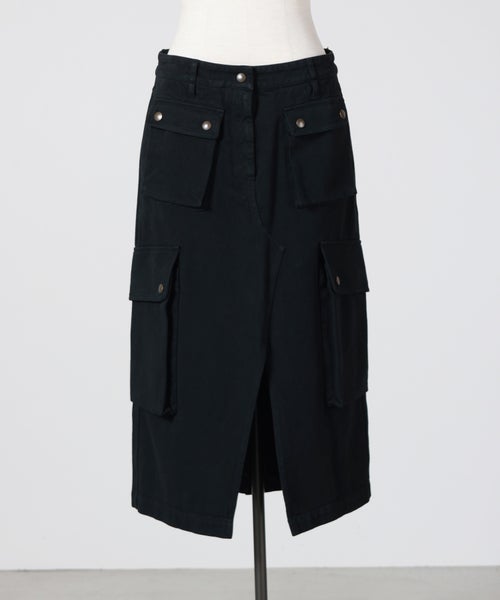 900（BLACK）