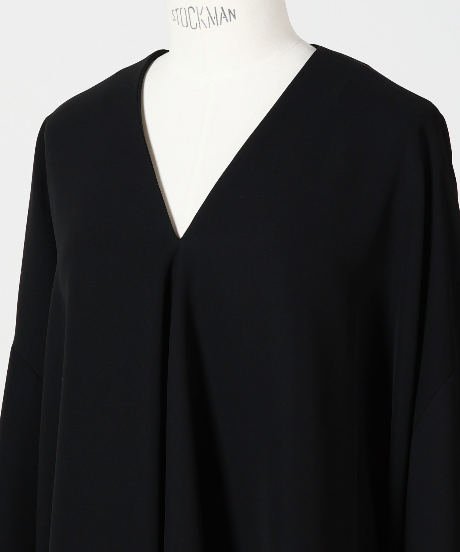 ENFOLD エンフォルド ケープカラープルオーバー 黒 38 ENFOLD(エンフォルド)】 DRAPE BIG PULLOVER｜PARIGOT ONLINE（パリゴ