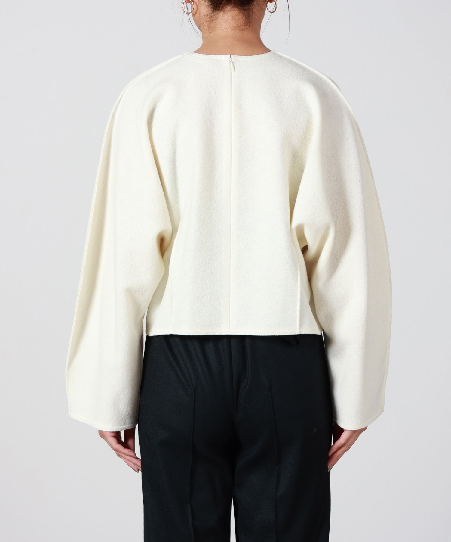 美品★ SACRA サクラ コットン リネン カーディガン アイボリー 白 38 SACRA(サクラ)】 RING MILLED WOOL TOP｜PARIGOT ONLINE（パリゴ