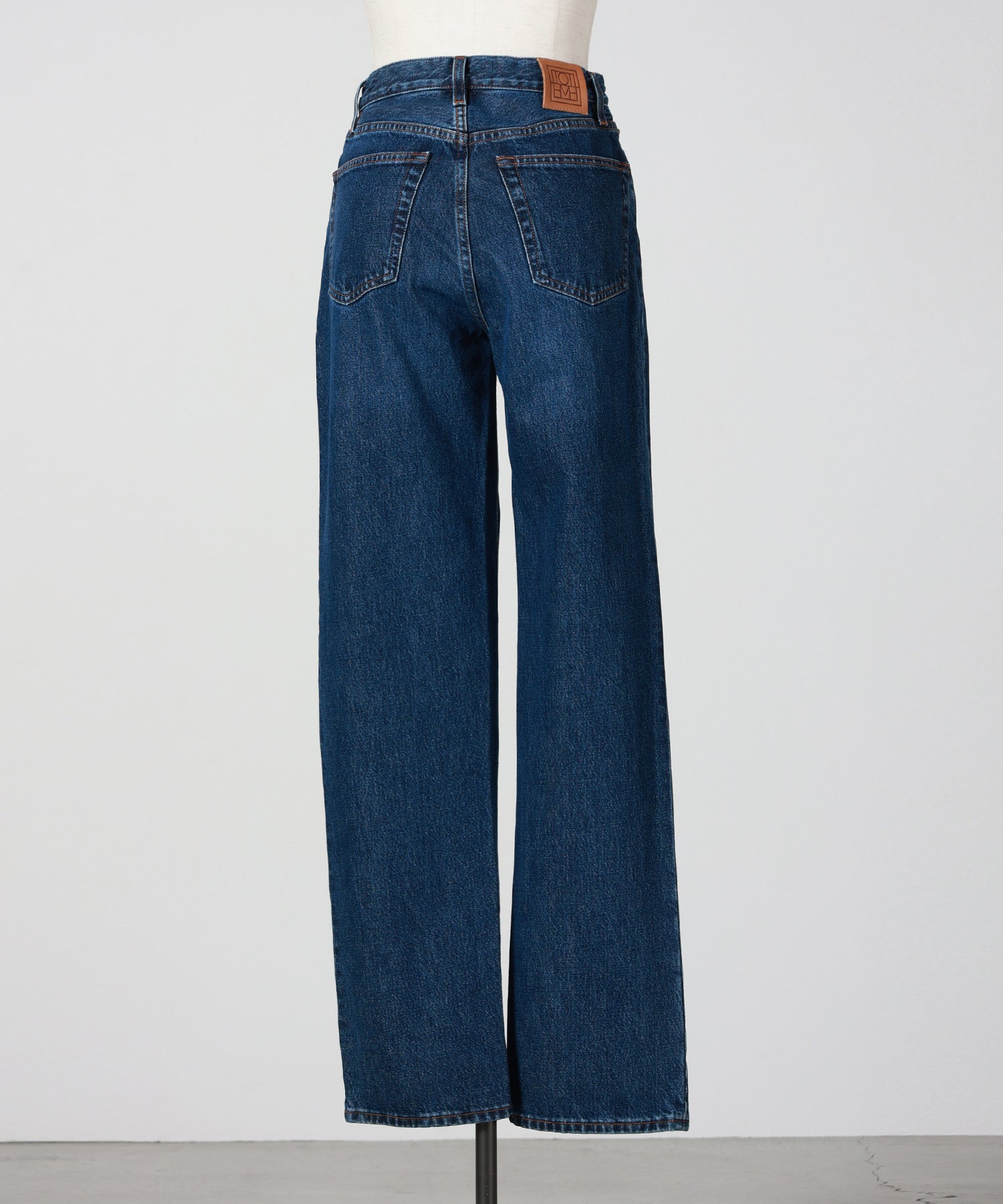 TOTEME(トーテム)】 Classic cut denim full length｜PARIGOT ONLINE