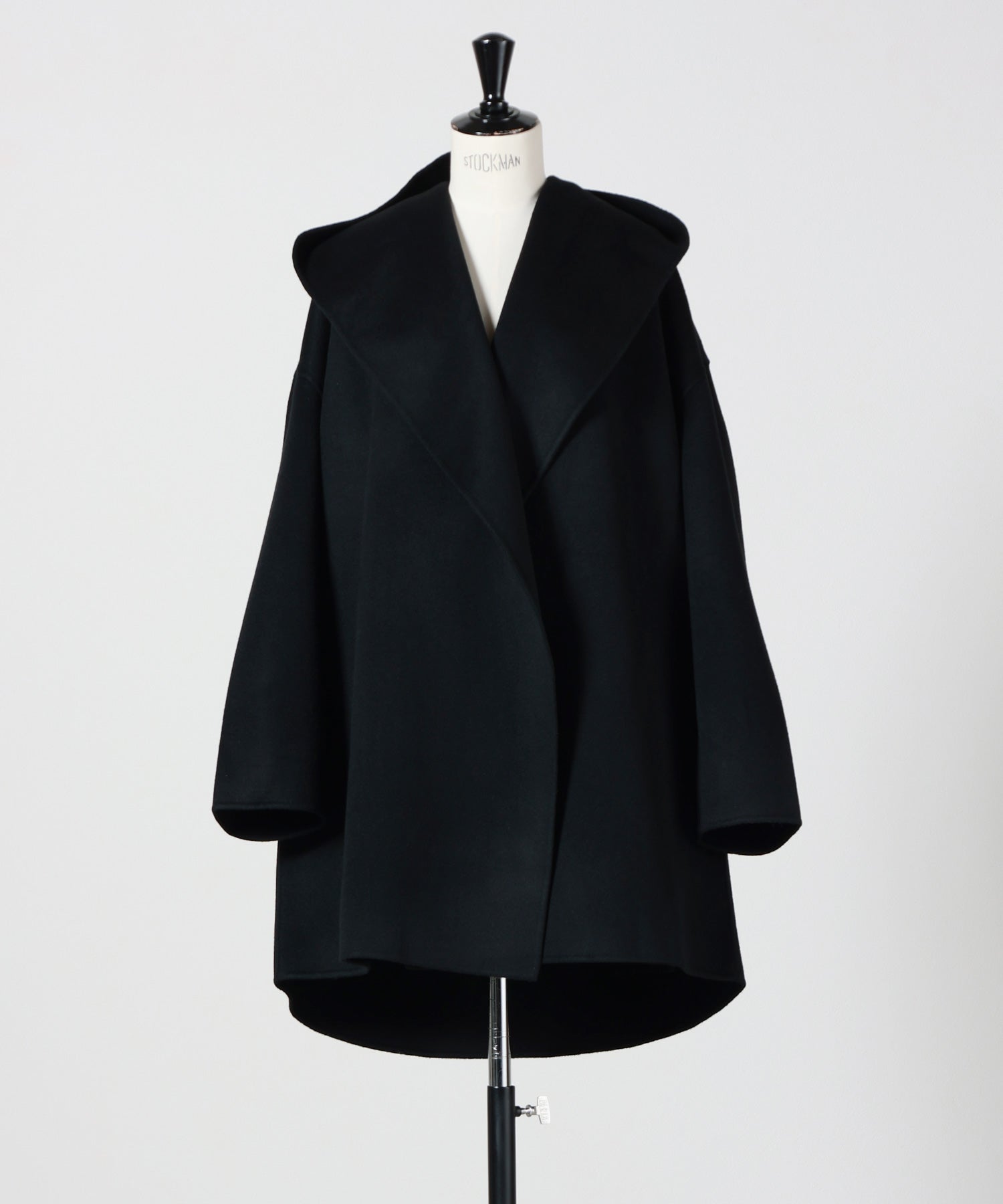 001(BLACK)