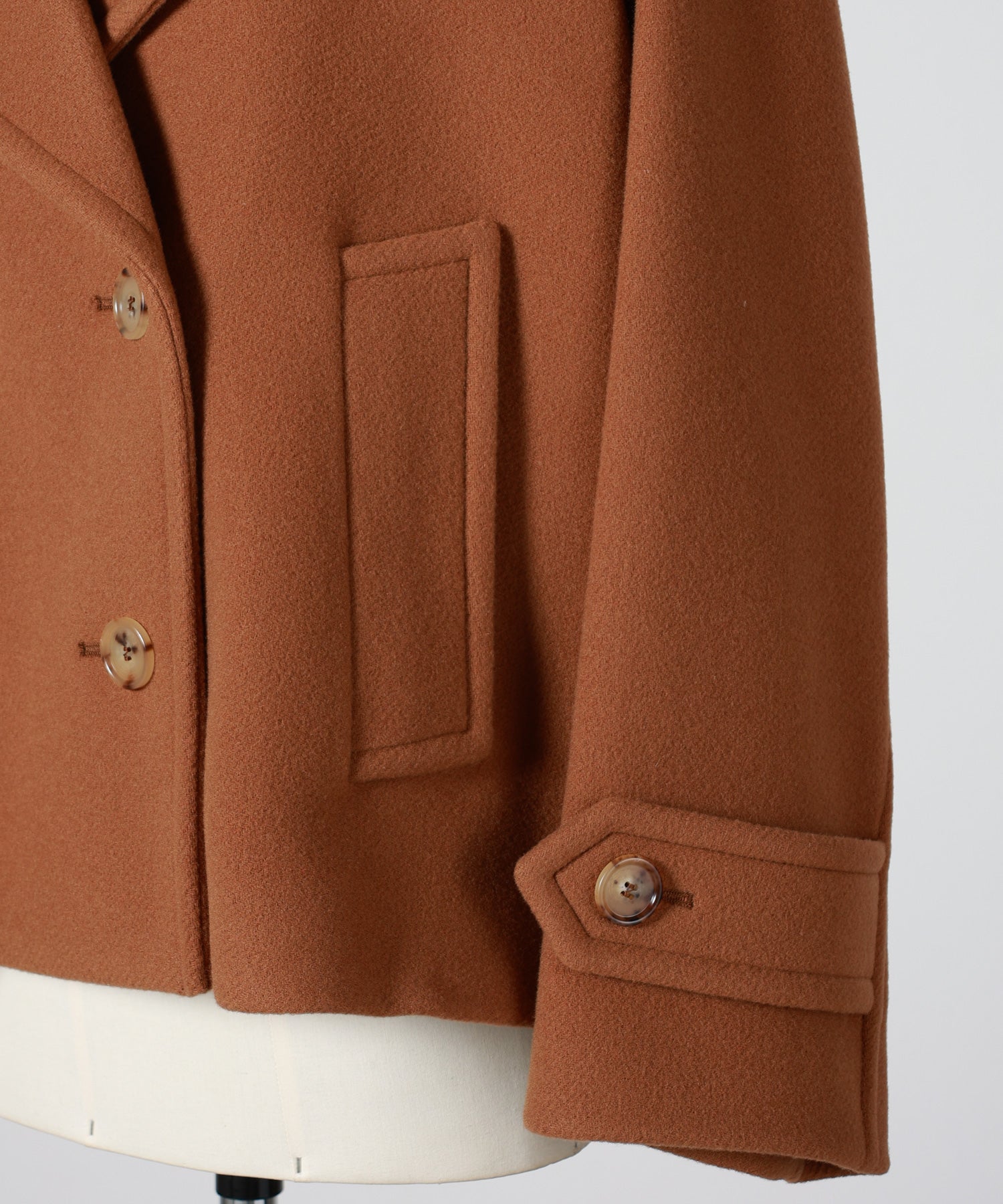 Chloe(クロエ)】 ウール製オーバーサイズ ショートコート｜PARIGOT