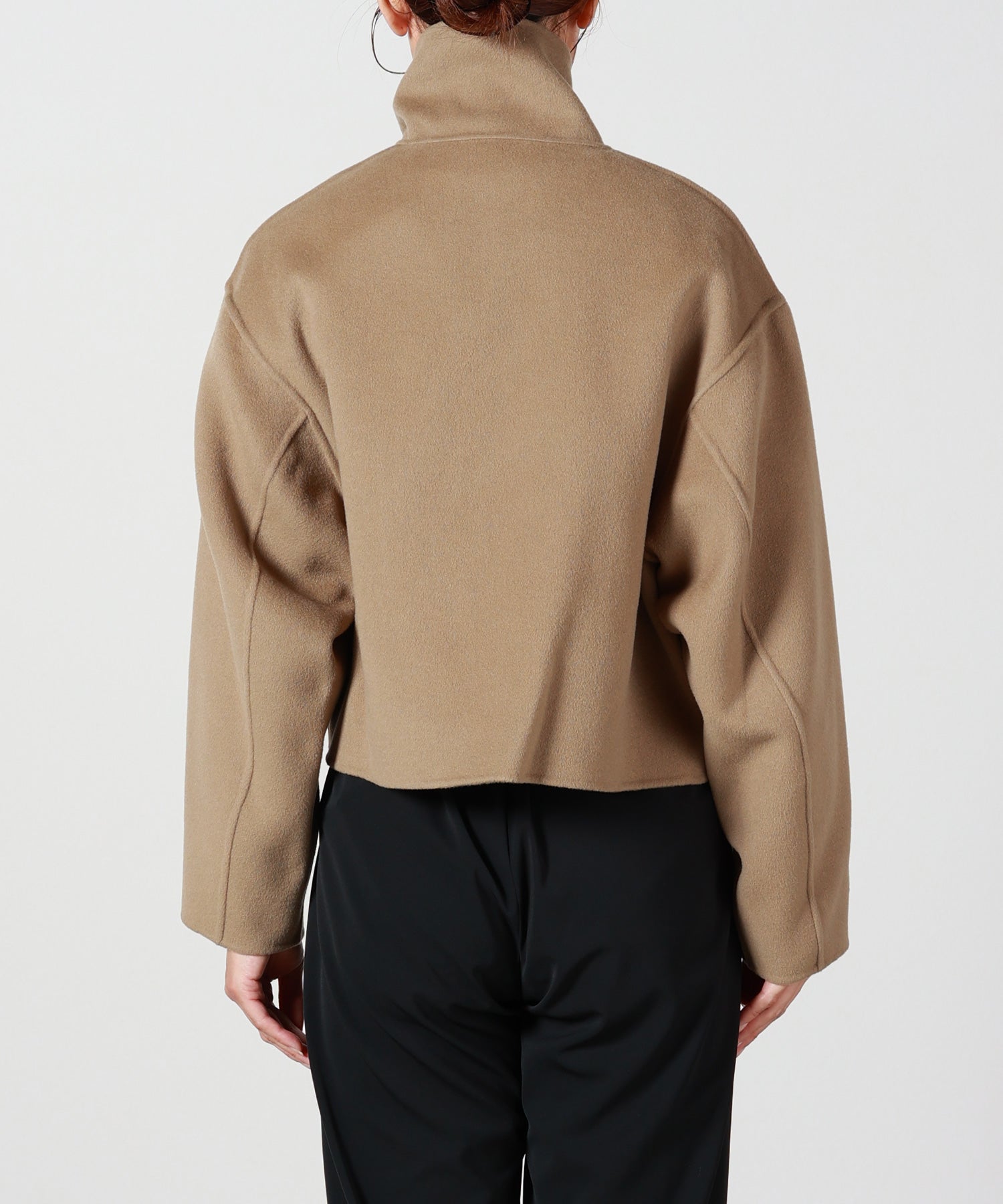 HYKE(ハイク)】 LIGHT DOUBLE-FACED CROPPED TRENCH COAT｜PARIGOT