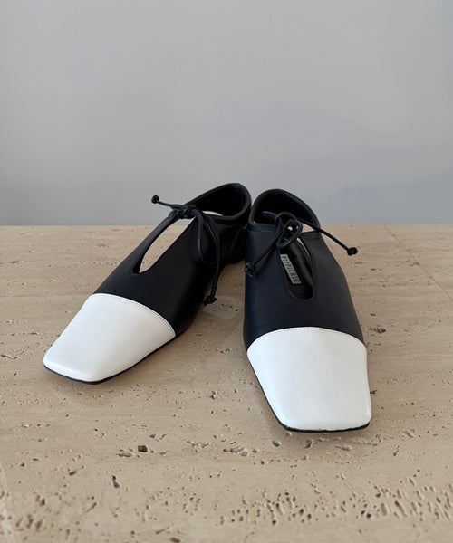 WHITE×NAVY