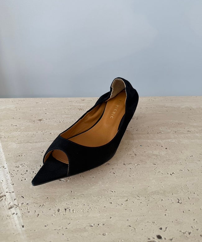 BLACK SUEDE